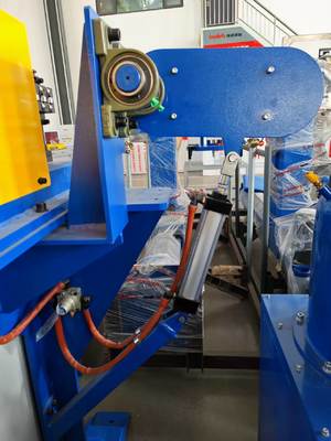 Aggiorna la tua linea di produzione con l'unità di alimentazione barre 220V 1200mm X 800mm X 1500mm