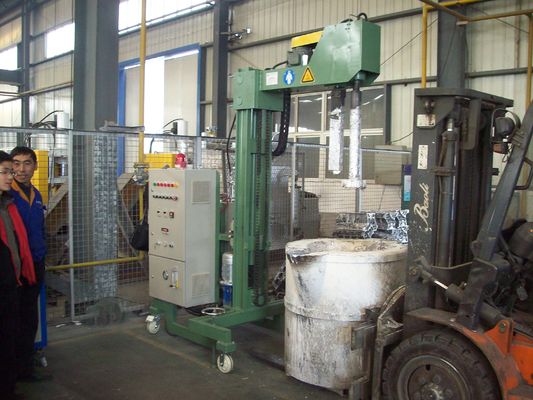 Macchina di degassaggio regolabile per la raffinazione dell'alluminio con pressione del gas raffinato da 0,1 a 0,6 MPa e dimensione delle particelle mm ≤ 5