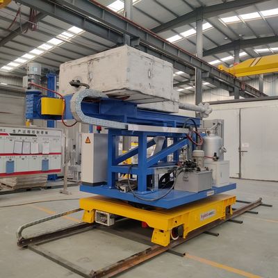 Degassamento di alluminio fuso e sistema di fusione accanto alla porta della fornace