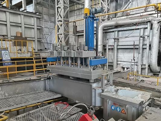 Macchina di degassaggio in alluminio ad alta capacità Livello di liquido di lavoro ≥ 250 Umidità ppm ≤ 3 Voltaggio V 380±10%