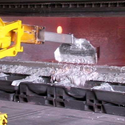 Cisterne di trasferimento di alluminio fuso isolato per la macchina di fusione a pressatura