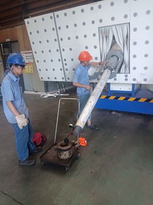 Iniettore di flusso rotativo per lo stampaggio a iniezione sollevato da una gru a pressione Mpa 0,1-0,6 Funzionamento regolare e preciso