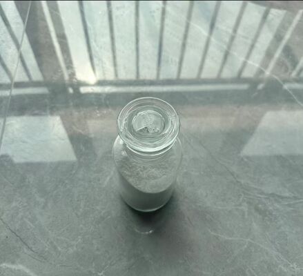 Fluido di raffinazione dell'alluminio per la depurazione e il rivestimento dell'alluminio fuso