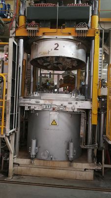 Fornace di alluminio rotatoria della tenuta 800KG per la fusione della fusione di alluminio liquida
