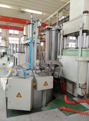 Impiegati di alluminio di manutenzione della fornace della tenuta del gas 500KG per la colata di alluminio di fusione di HPD